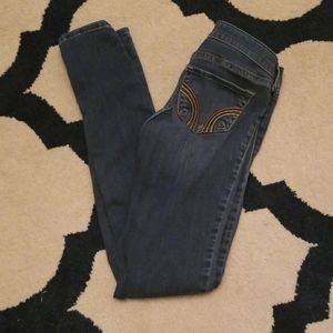 Hollister skinny